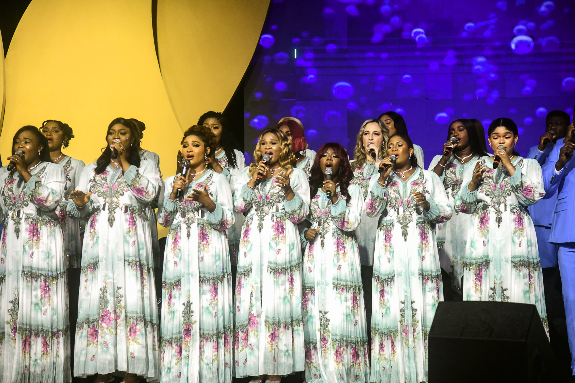Loveworld worship choir